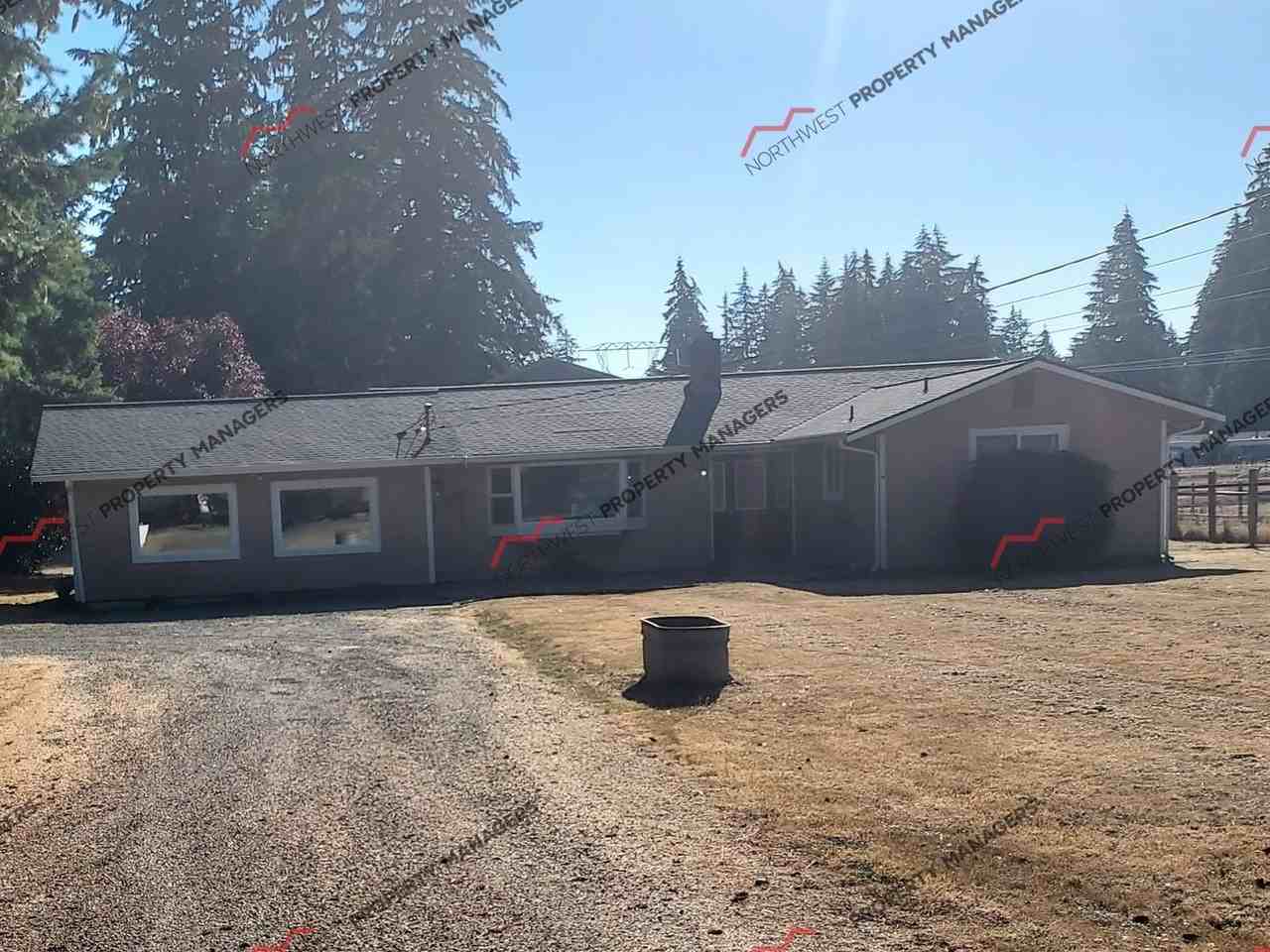7149 Meridian Rd Se - Photo 2 of 12