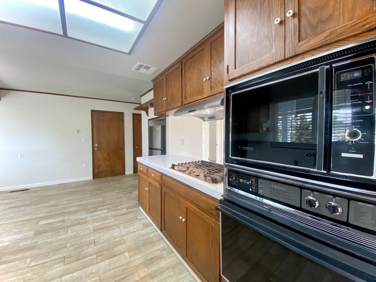 5138 Eggers Dr - Photo 2 of 20