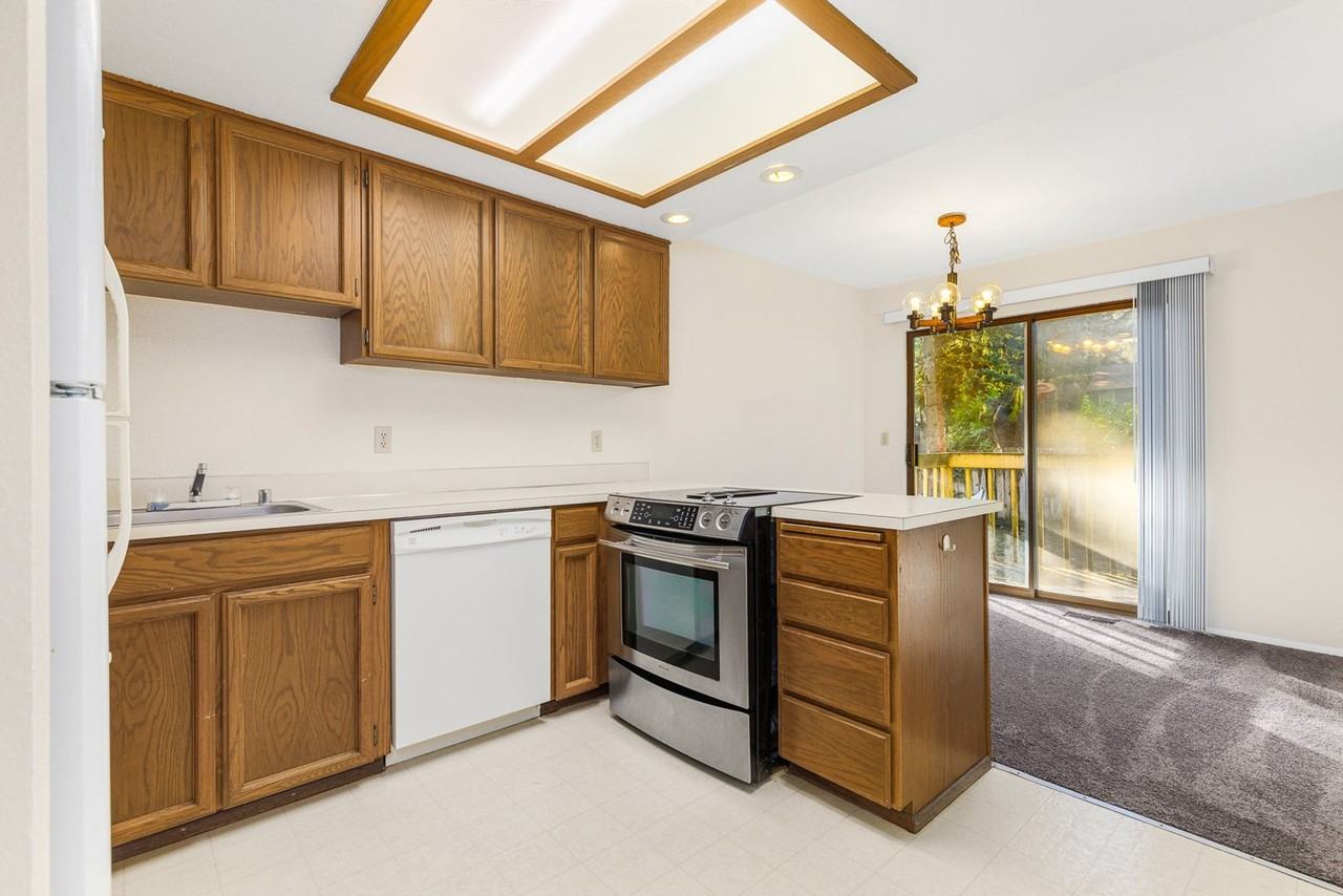 17633 Ne 88th Pl - Photo 3 of 26