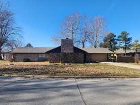 1811 Brookside Dr - Photo 1 of 1