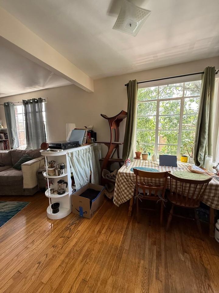 97 Strathmore Rd - Photo 4 of 10