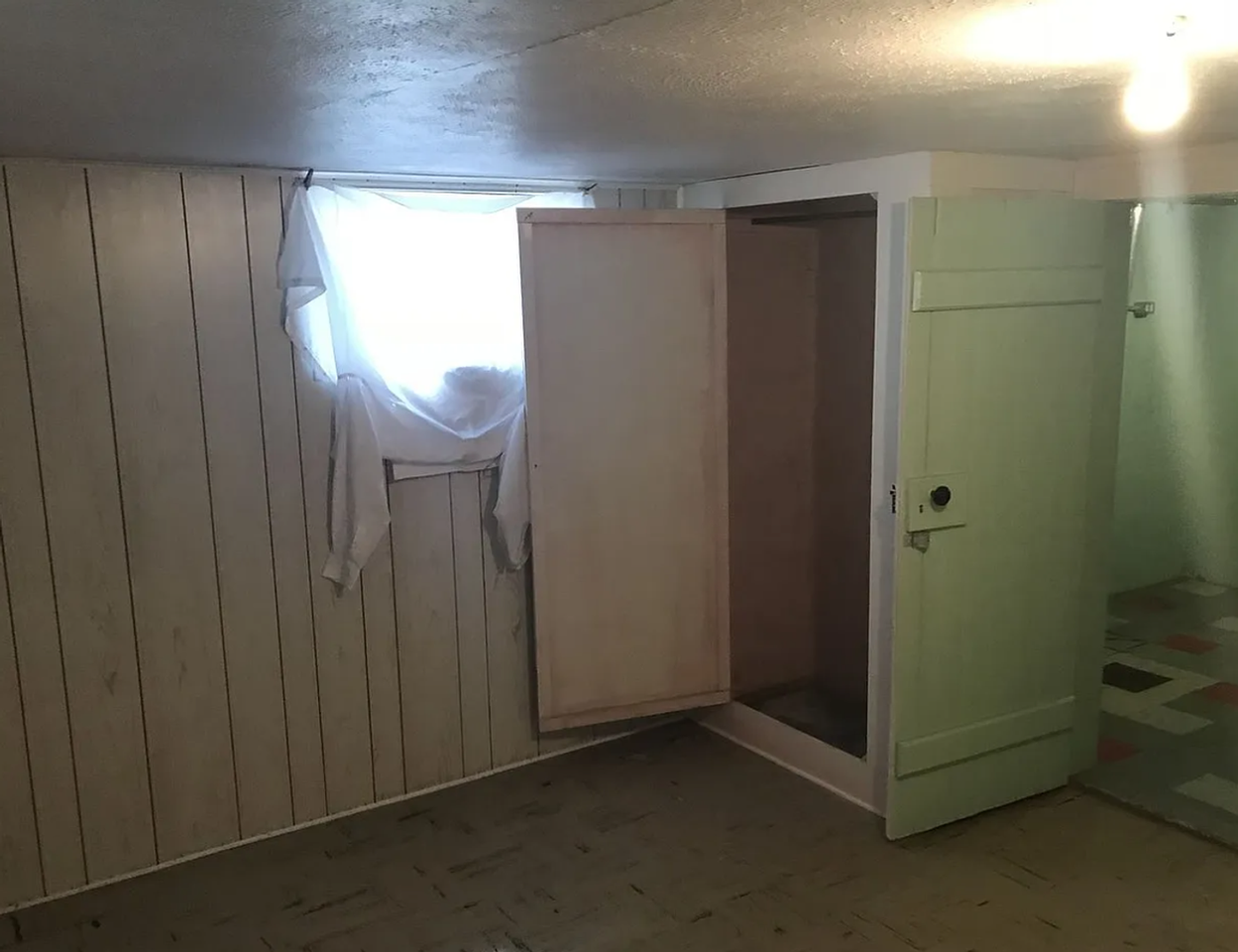 1412 12th Ave - Photo 2 of 10