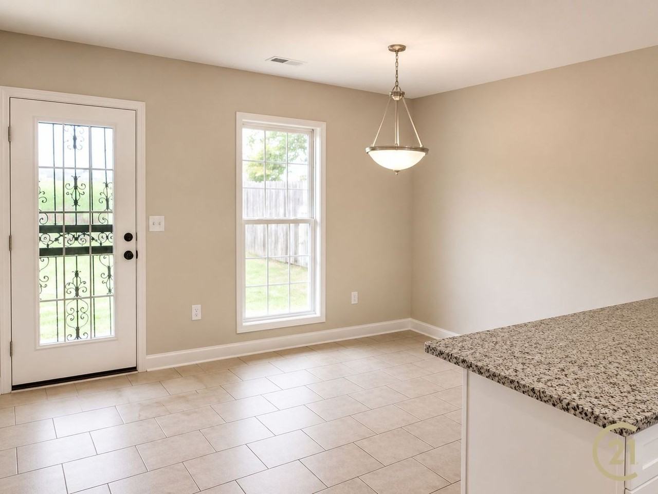 3401 Derby Dr - Photo 6 of 18