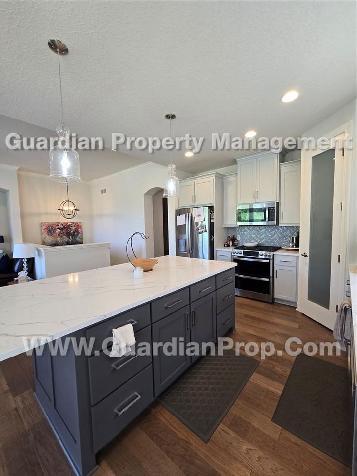 6454 Timber Arch Dr - Photo 5 of 20