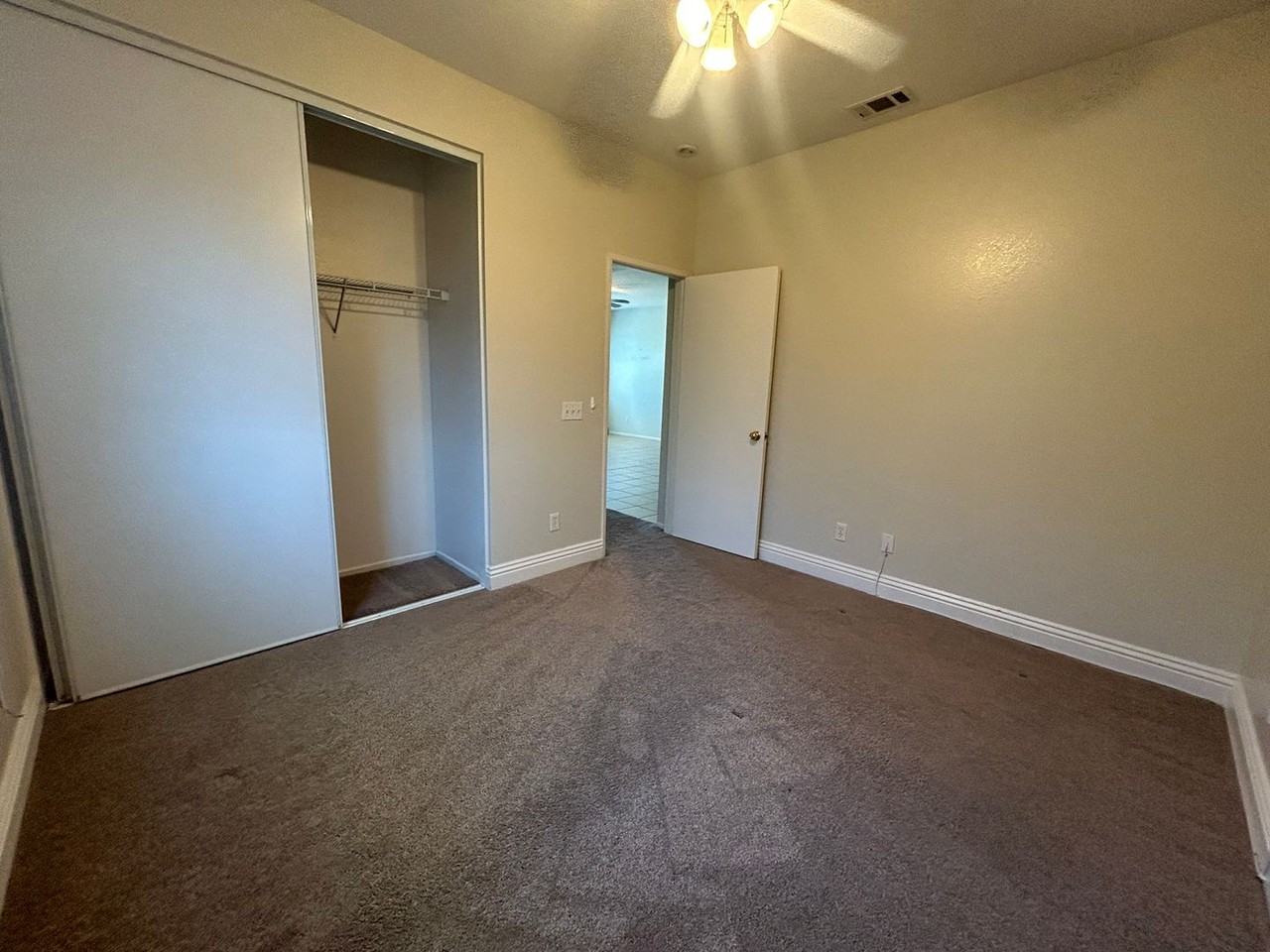 42557 Drennon Ct - Photo 7 of 7