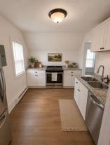 914 18 1/2 Ave Ne - Photo 1 of 1