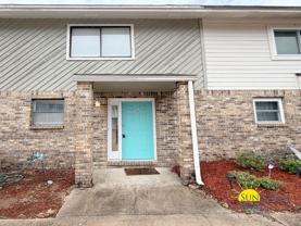 940 Central Ave - Photo 1 of 1