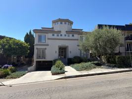 featured image of 10944 Rose Ave