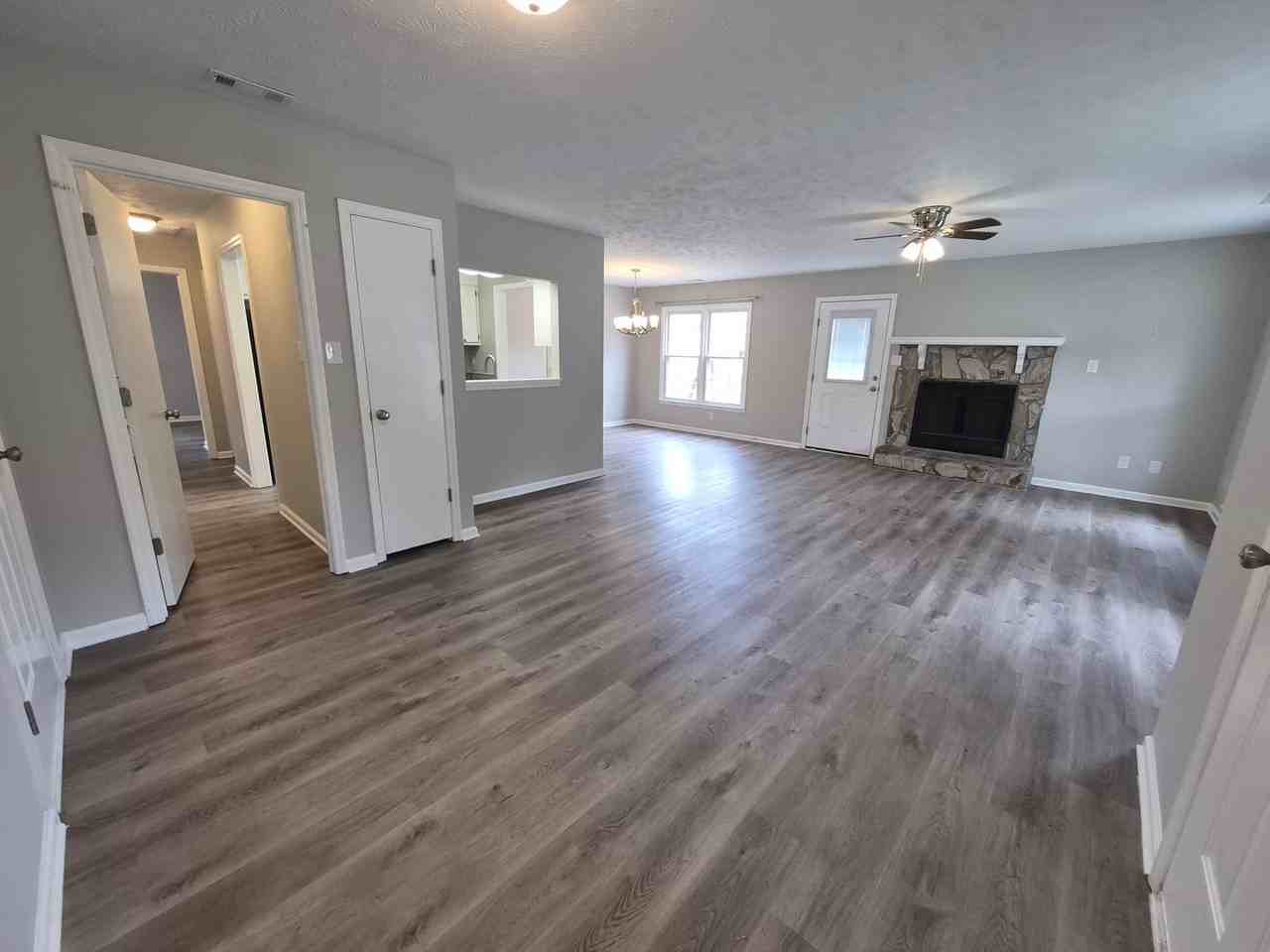5641 Pepperbush Dr - Photo 4 of 14