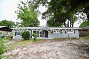 featured image of 131 Adkinson Dr