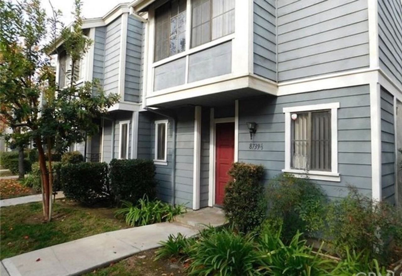 8739 Pine Crest Pl - Photo 2 of 14