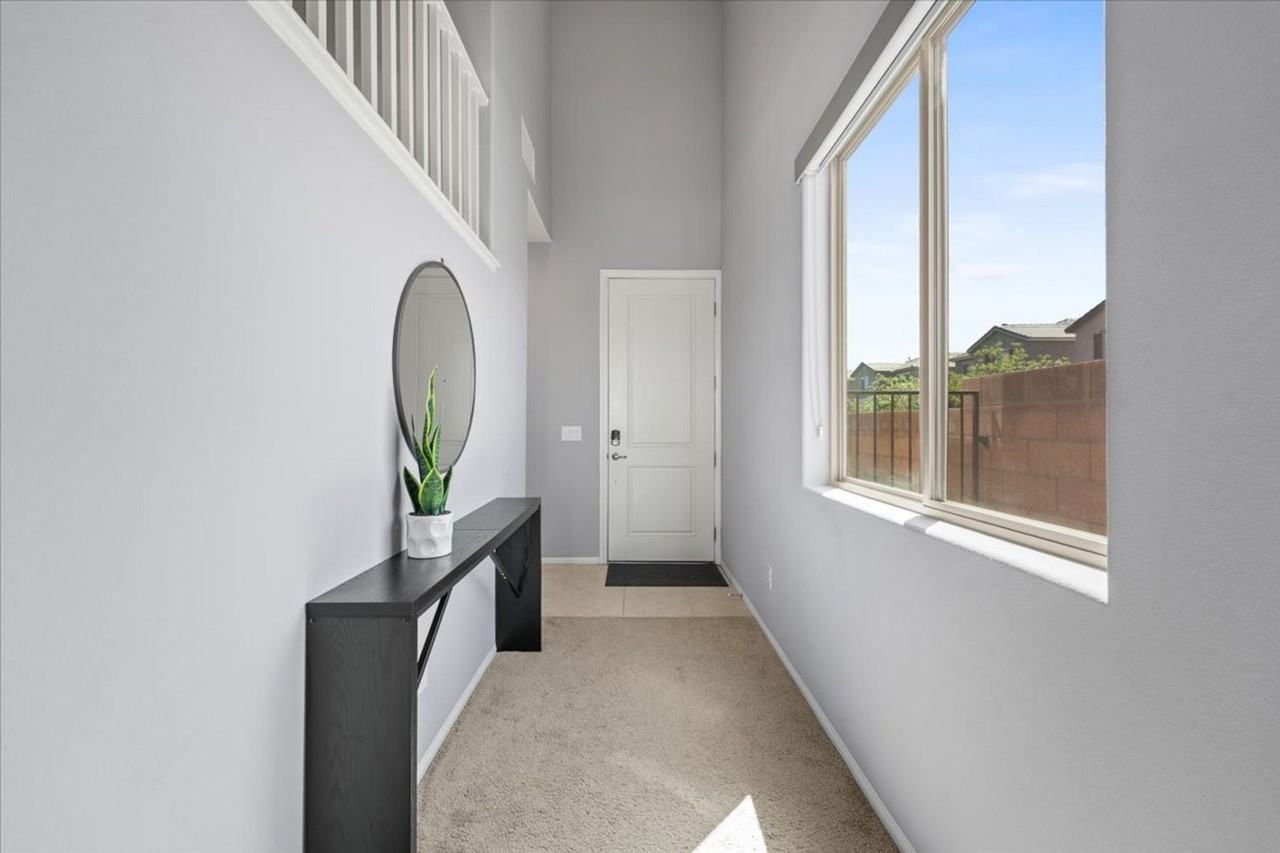 8524 Blazing Desert Ave - Photo 5 of 34