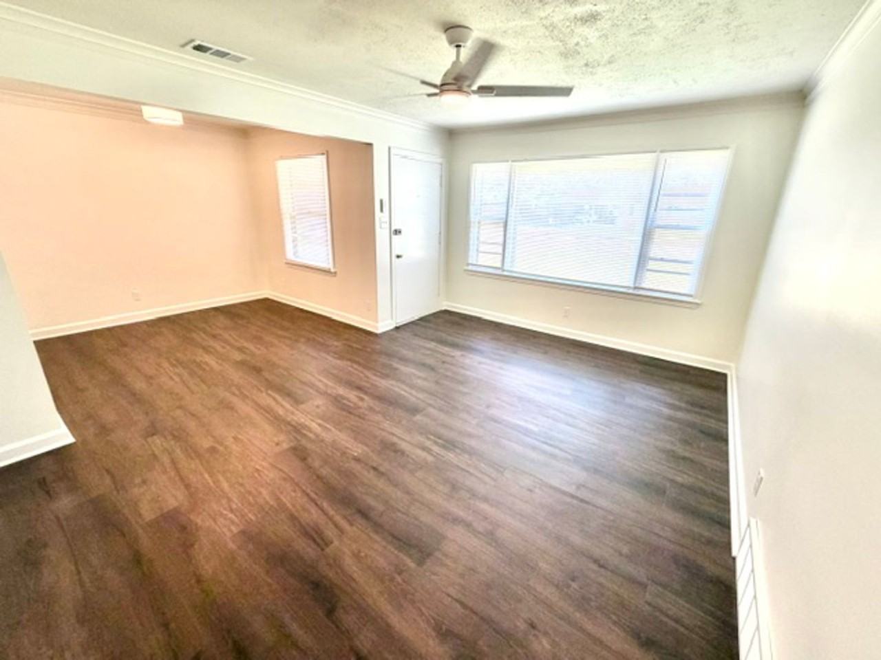 4499 E Dearing Rd - Photo 2 of 11