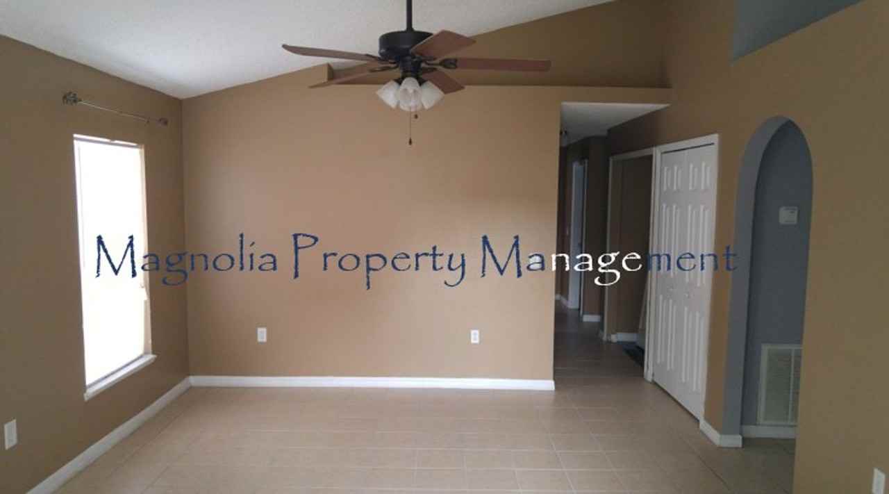 365 Placid Lake Dr - Photo 2 of 11