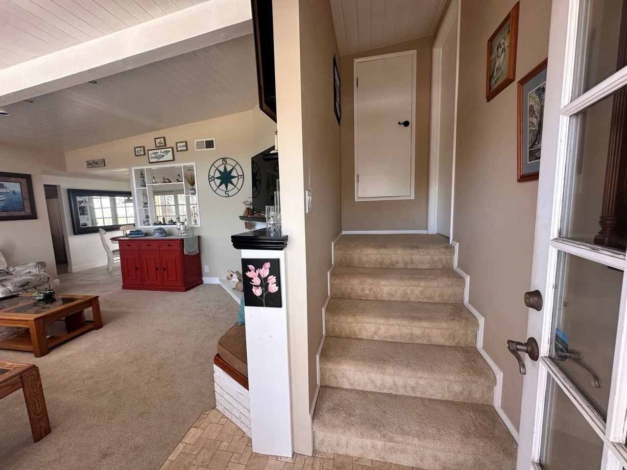 25235 La Cresta Dr - Photo 4 of 19
