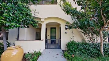 featured image of 720 Spring Gdn