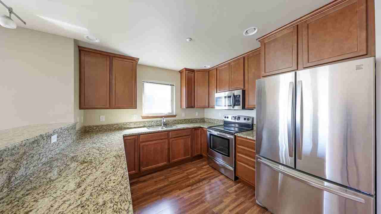 3614 Portage Ln #200 - Photo 3 of 12
