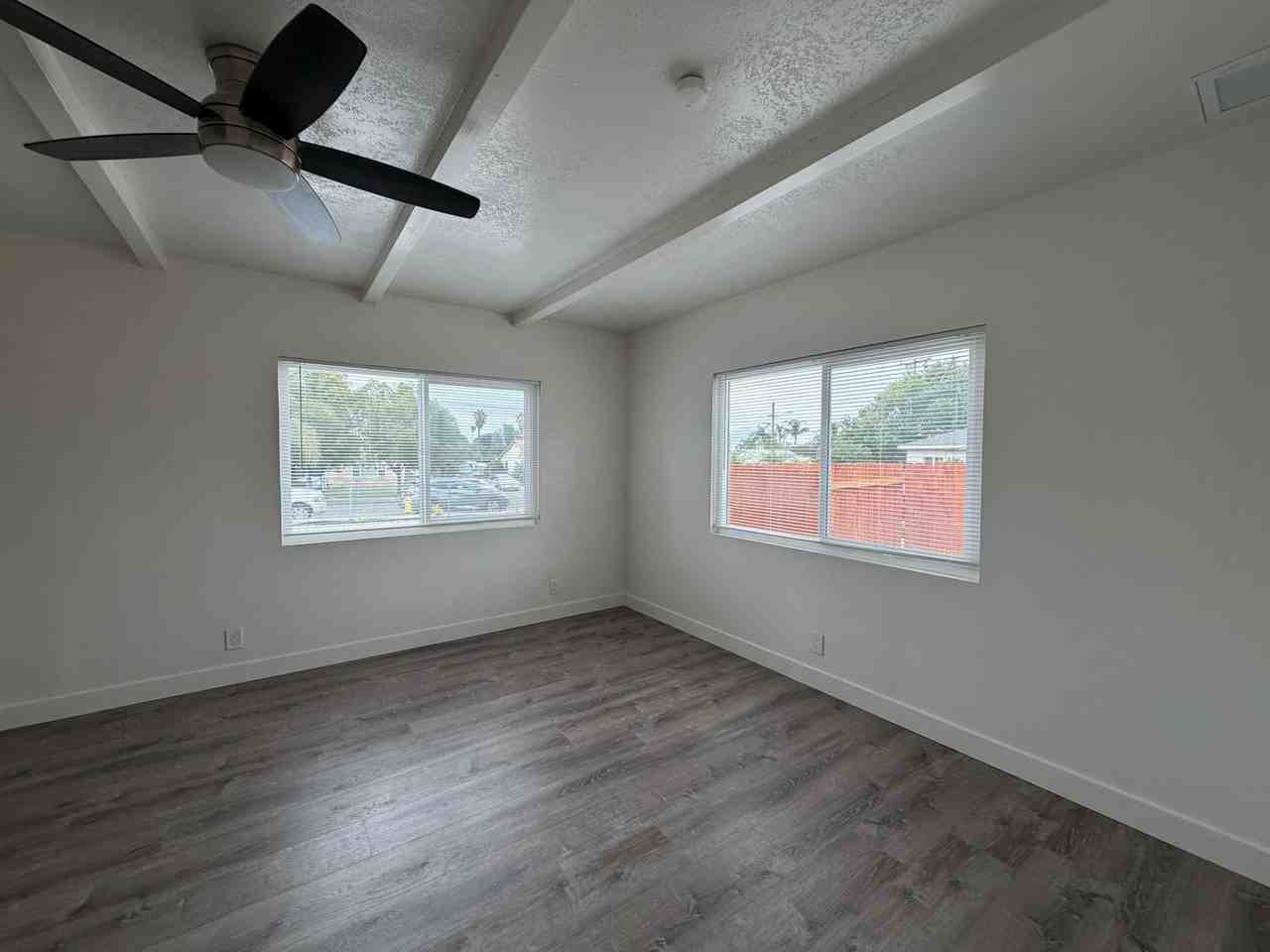 535 Jackson St - Photo 7 of 20
