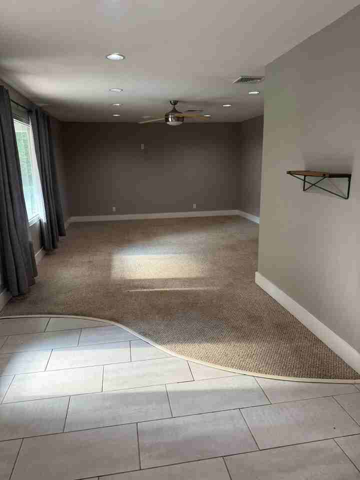 1215 Westlawn Dr - Photo 4 of 35