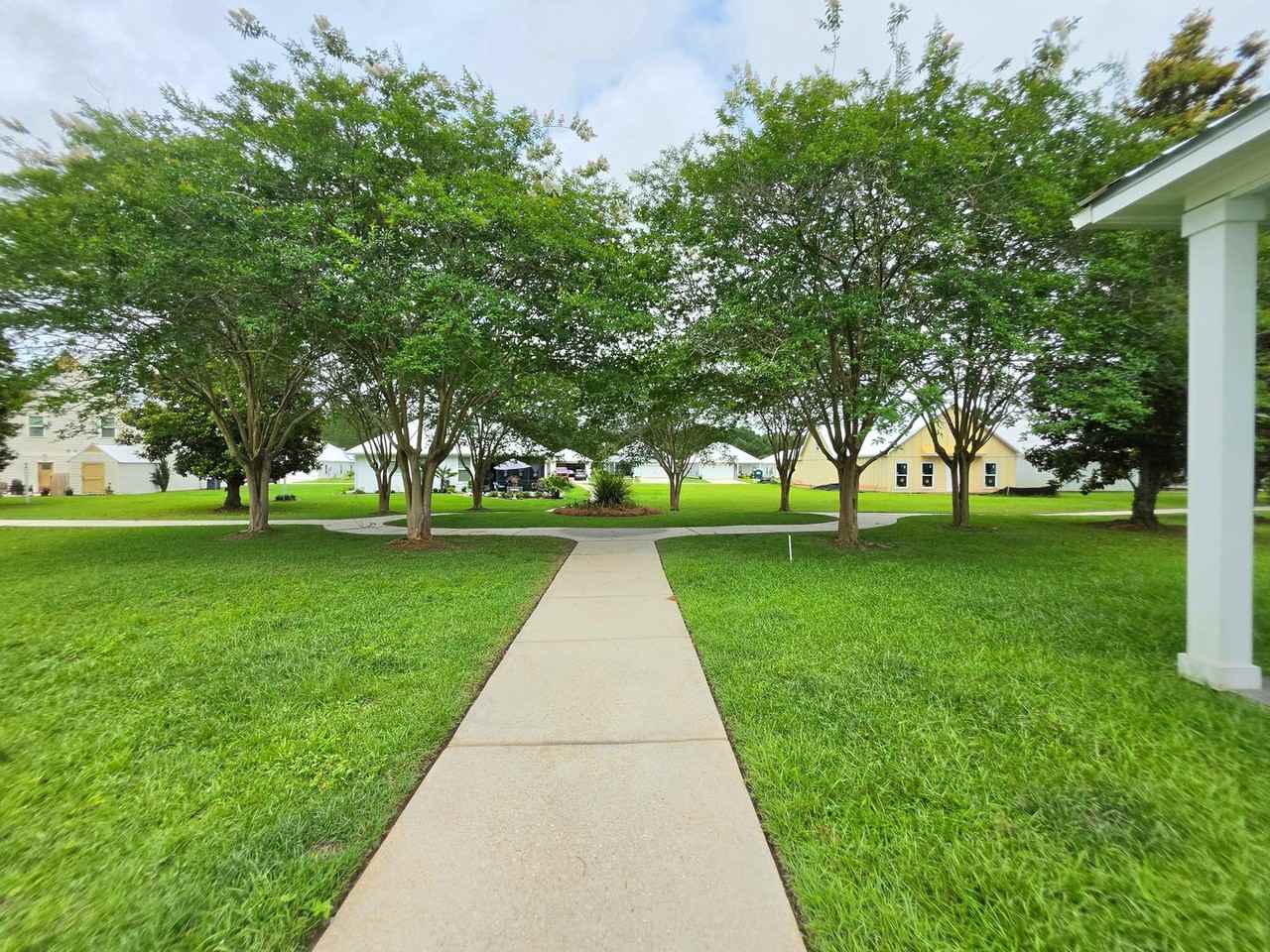 8088 Carmel Cir - Photo 4 of 38