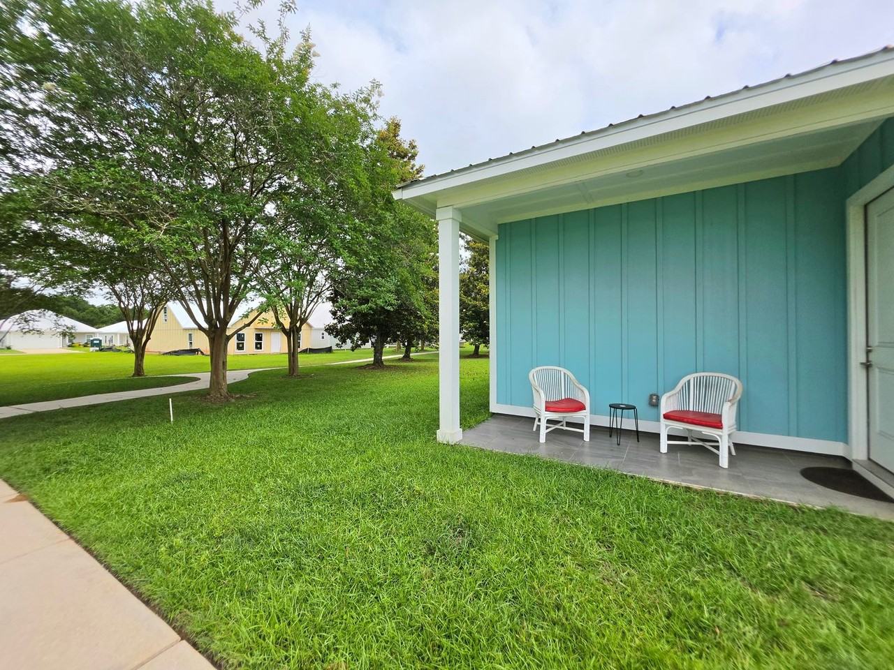 8088 Carmel Cir - Photo 5 of 38
