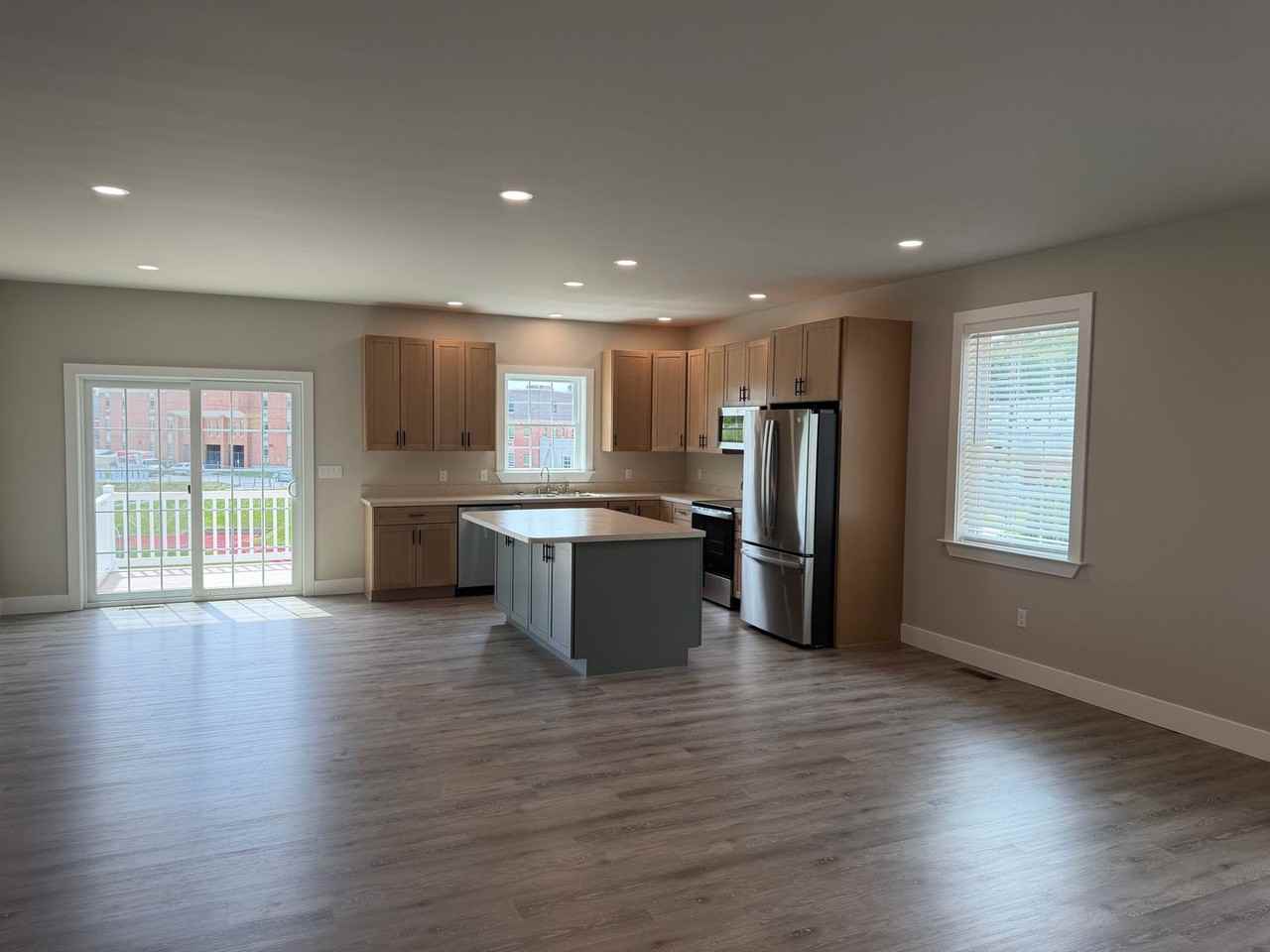 520 S Pine St - Photo 5 of 45