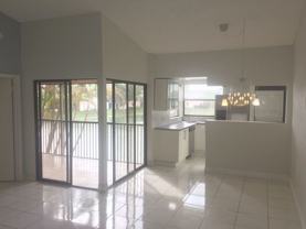 820 N Franklin Ave #820I - Photo 1 of 1