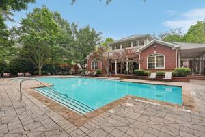 featured image of 100 Ladson Ct