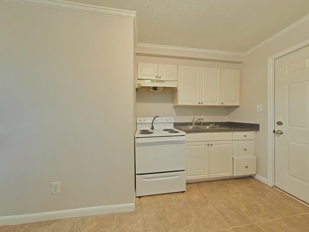 3401 Martin Ave - Photo 2 of 9