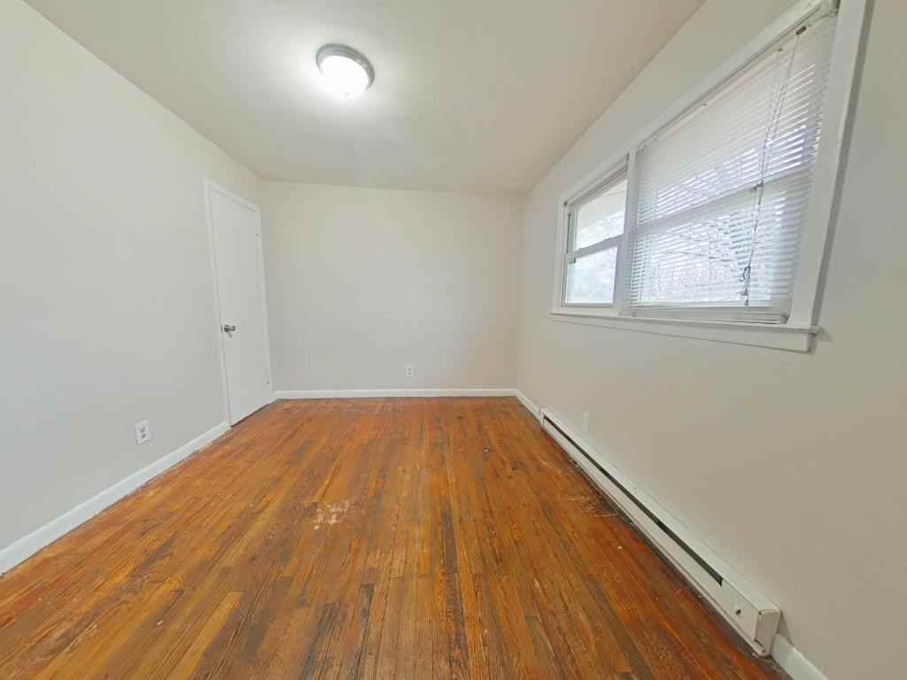 3401 Martin Ave - Photo 7 of 9