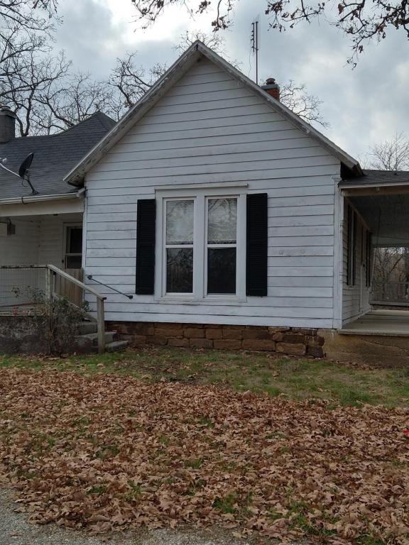 21602 Poppy Rd - Photo 2 of 6