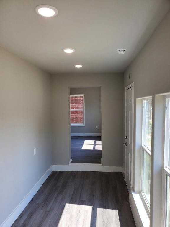 7026 Ash St - Photo 2 of 8