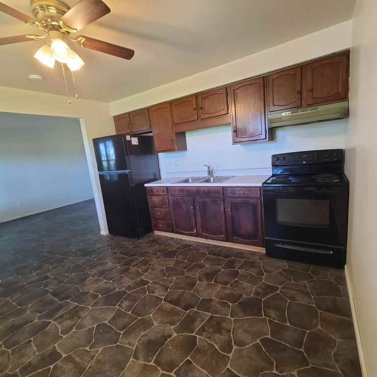 705 Lake Ave - Photo 5 of 8