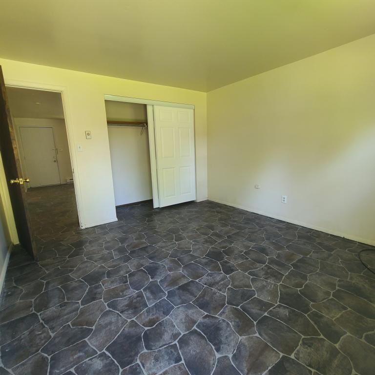 705 Lake Ave - Photo 7 of 8