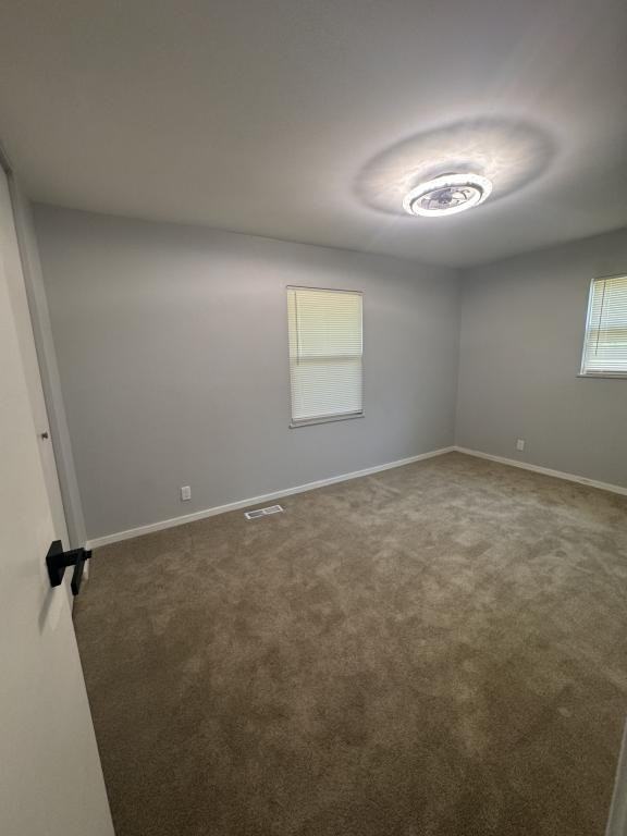 5629 Amherst Pl - Photo 6 of 9