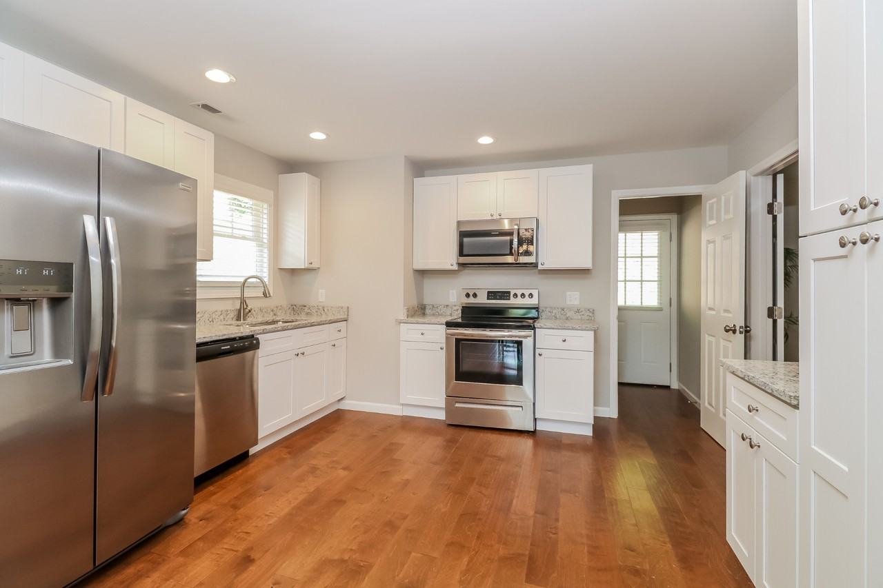 544 544 Sycamore Branch Road - Photo 5 of 17