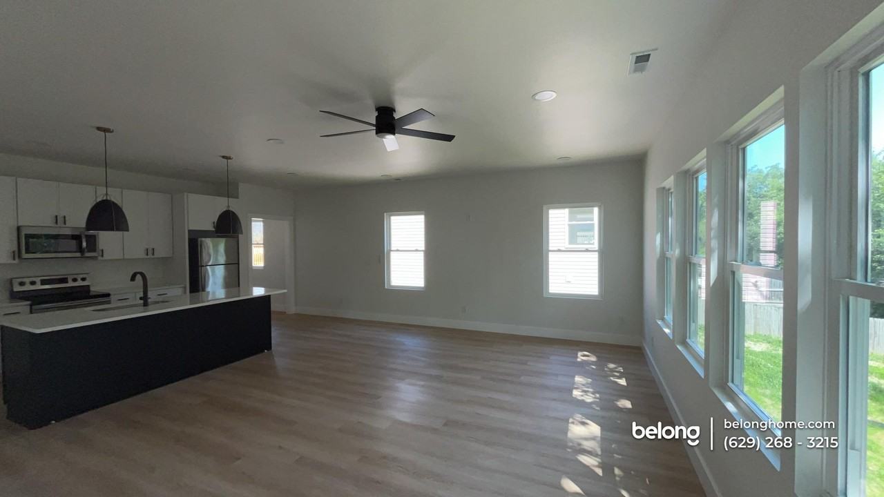 1807 Liberia St - Photo 2 of 14