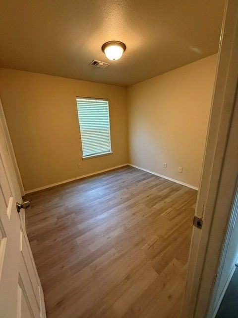 3822 S Mirror St - Photo 3 of 11
