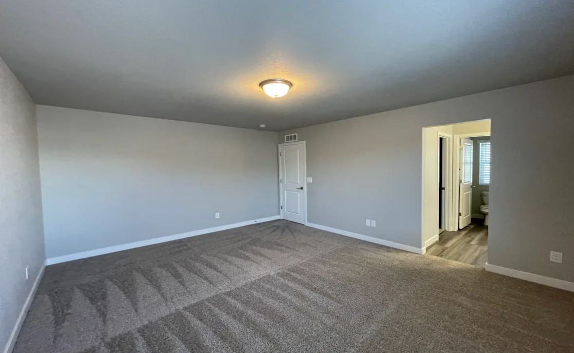 12933 E Louisiana Ave - Photo 6 of 8