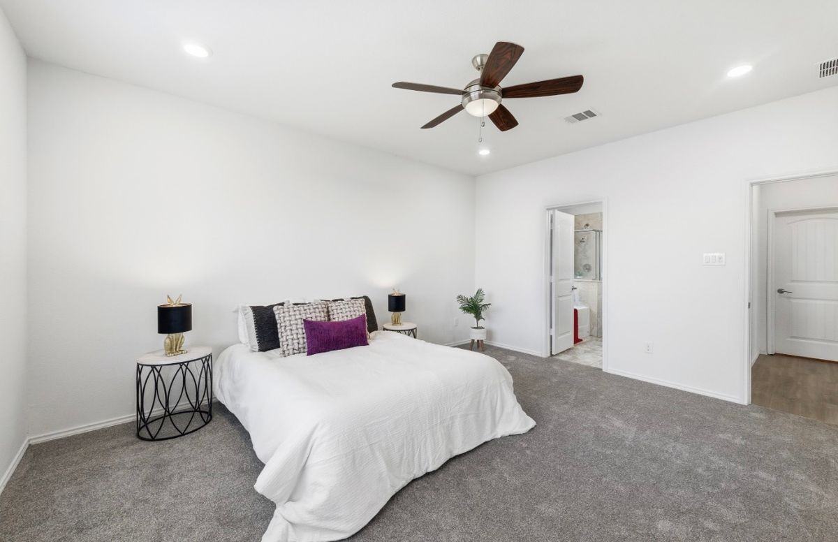 112 W Point Way - Photo 4 of 8