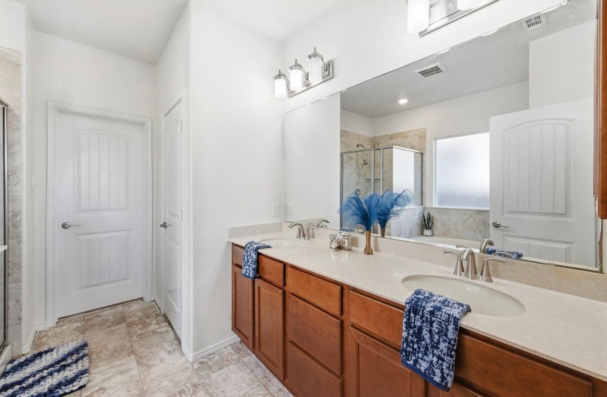 112 W Point Way - Photo 5 of 8