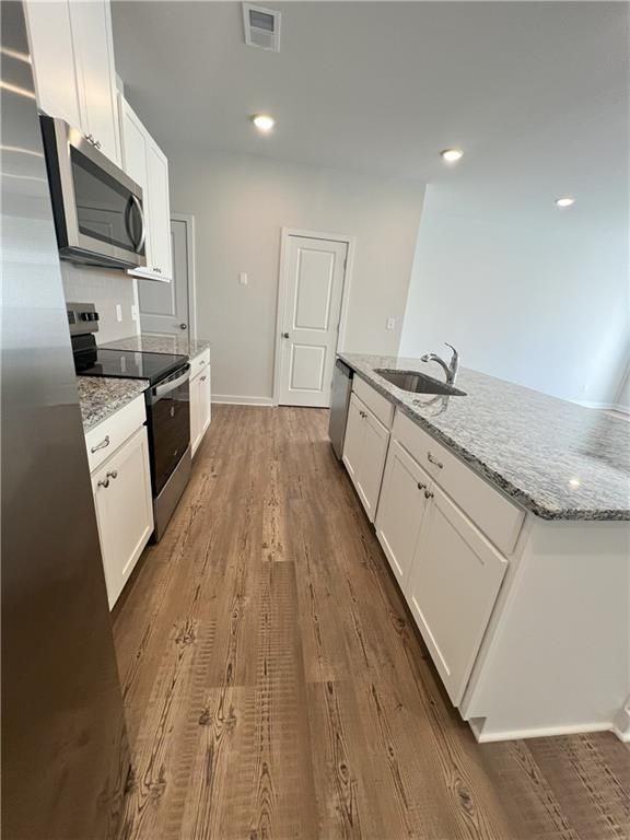 21 Founders Dr - Photo 6 of 30