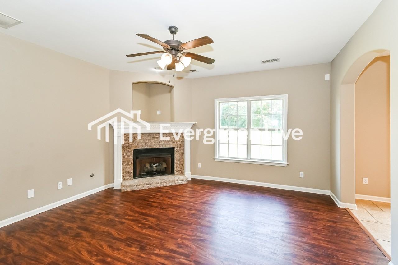 8734 Lezlarken Ln - Photo 2 of 15