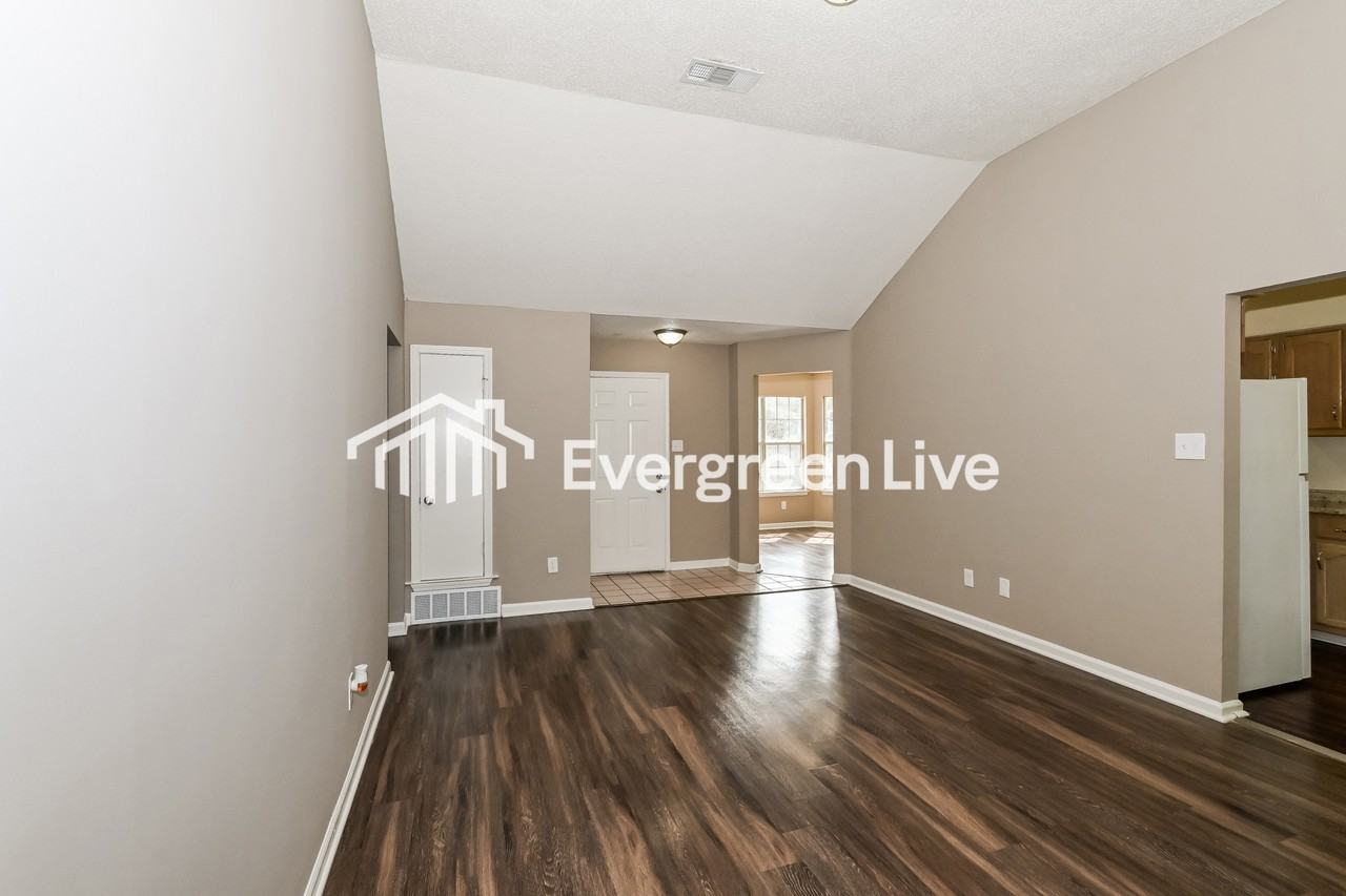 2589 Kate Bond Rd - Photo 4 of 15