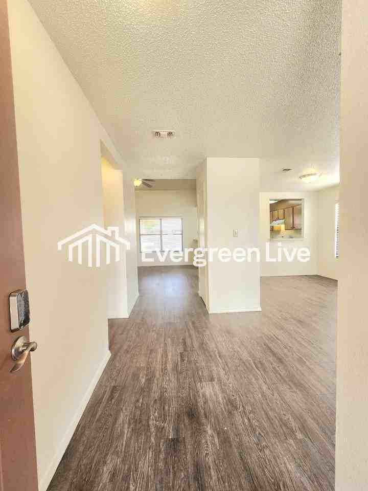 2116 San Miguel Ct - Photo 2 of 28