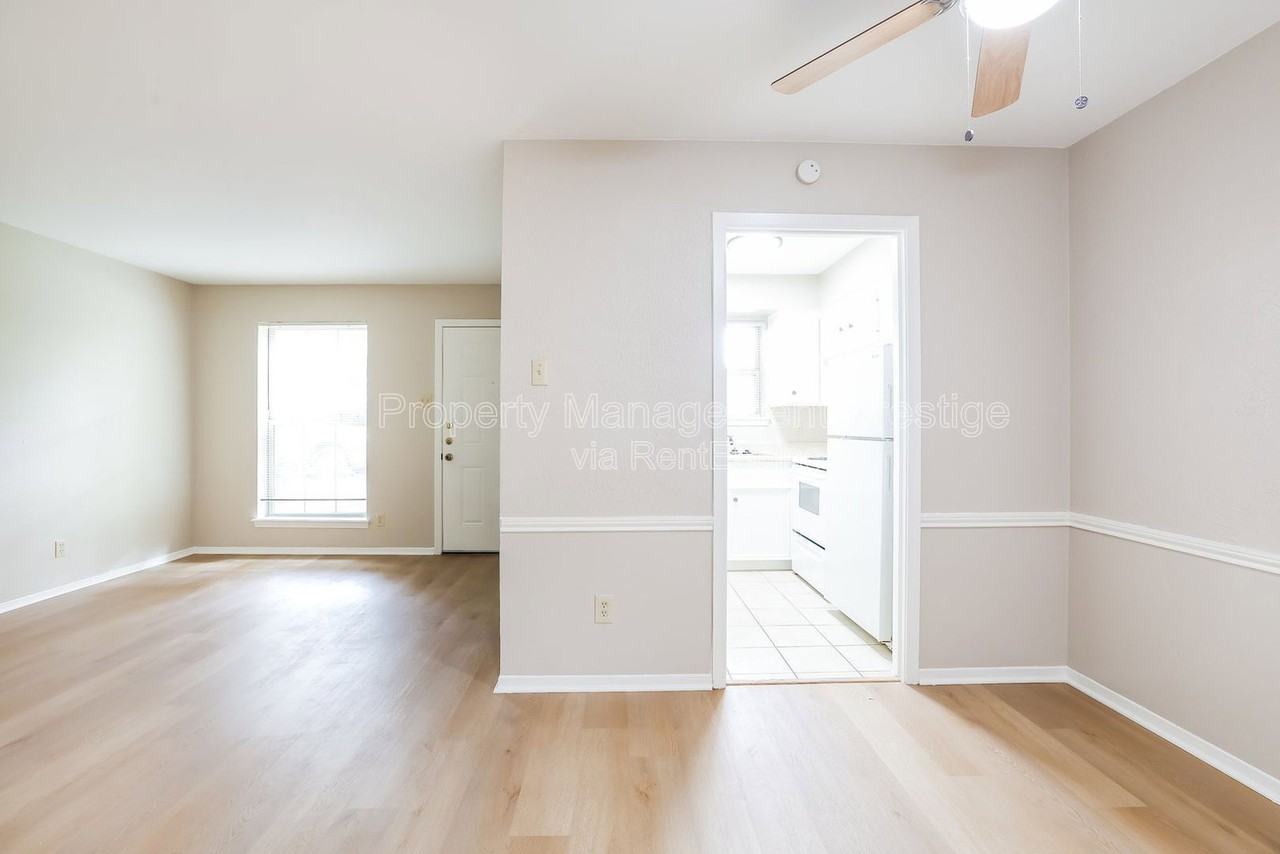 1523 Heights Blvd #3 - Photo 2 of 10