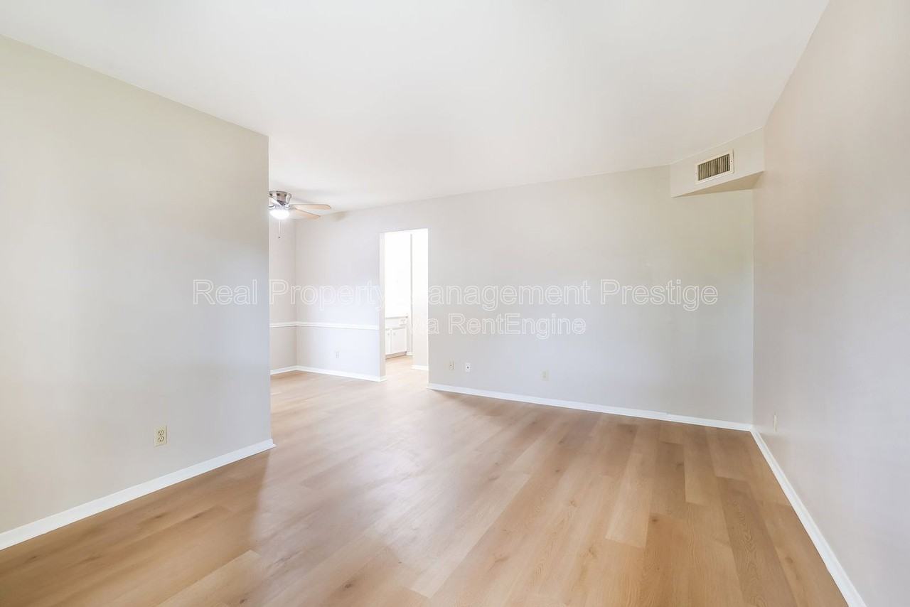 1523 Heights Blvd #3 - Photo 4 of 10