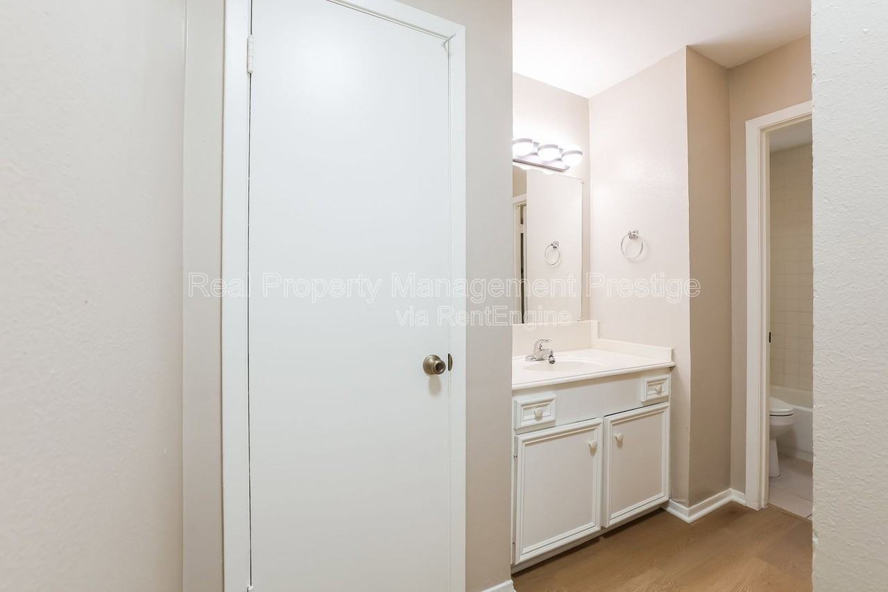 1523 Heights Blvd #3 - Photo 7 of 10
