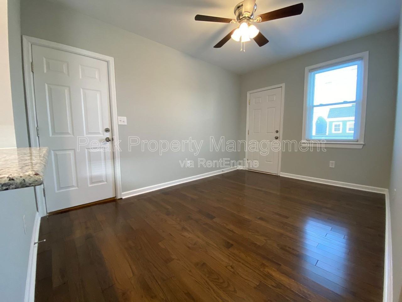 604 N 32nd St #A - Photo 5 of 13