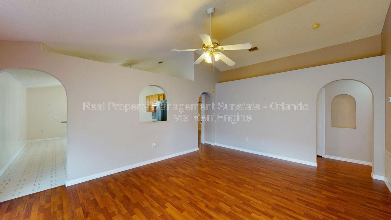 654 Caladesi Trl - Photo 4 of 29